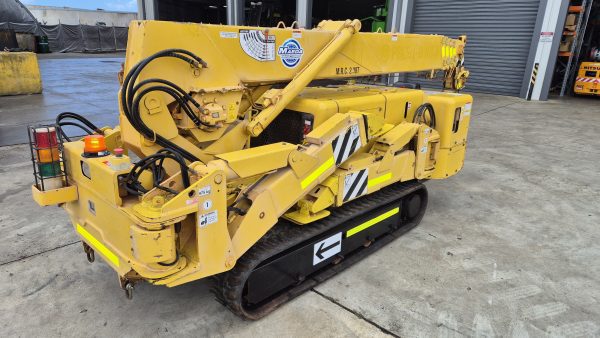 Maeda MC305C-2 Mini Crawler Crane - Image 5